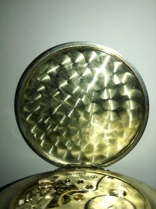 Relógio Bolso Coleção "CYMA PRIMA" Anos 40/50- 15 Jewels Swiss Made