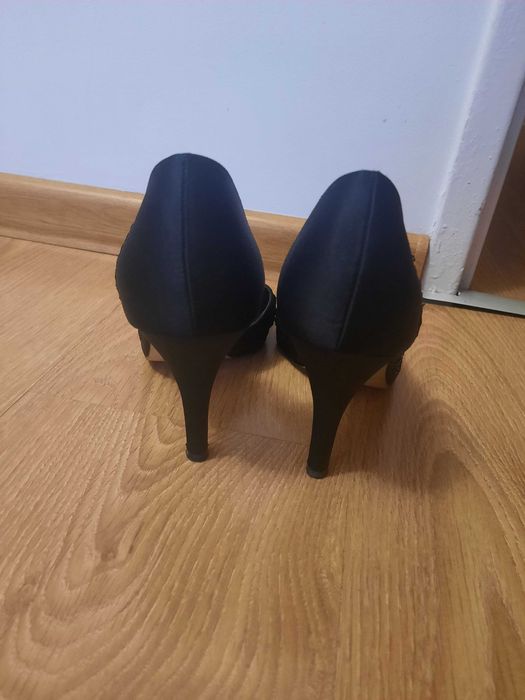 Szpilki damskie r.39