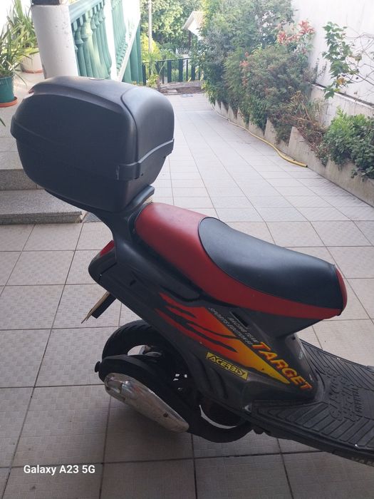 Vendo mota usada