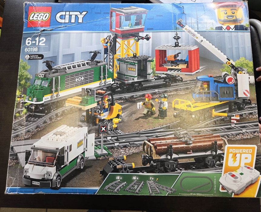 LEGO City 60198 – Pociąg Towarowy Powered Up – 100% kompletny