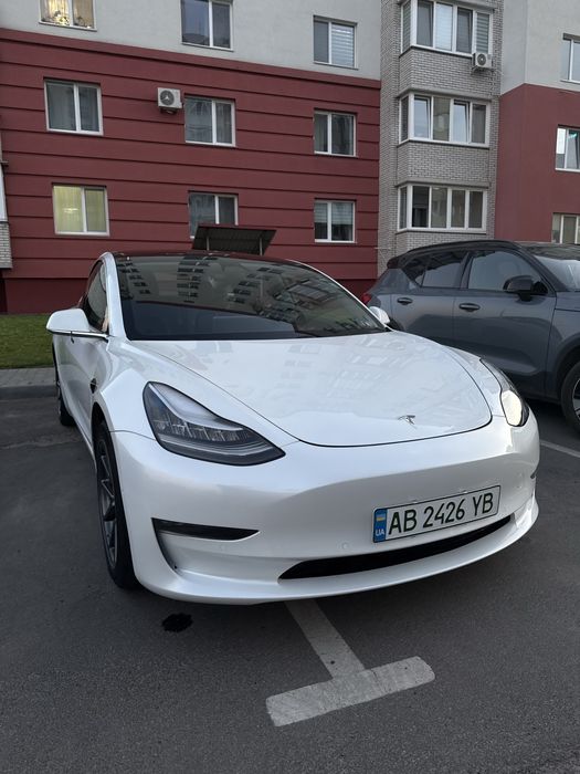 Продам Tesla Model 3