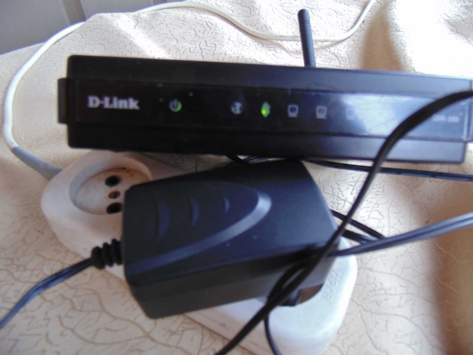 Маршрутизатор модем D-Link DIR-300 безпровідний
