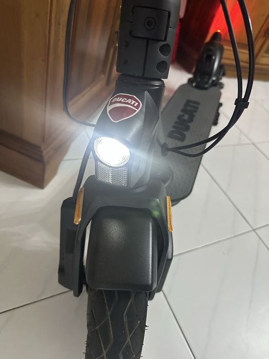 Trotinete Elétrica Ducati Pro II