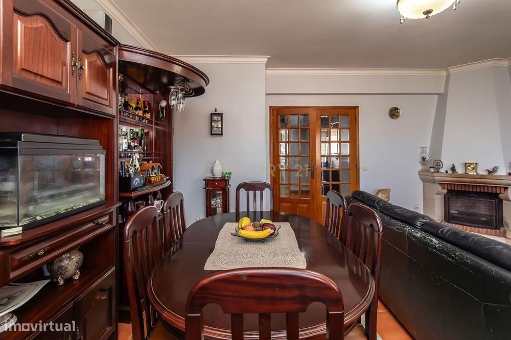 T3 com Vista Rio em Vila Franca de Xira