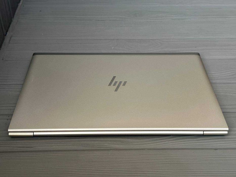 HP EliteBook 850 G7   | i5-10210U  | 16 GB x 256 SSD
