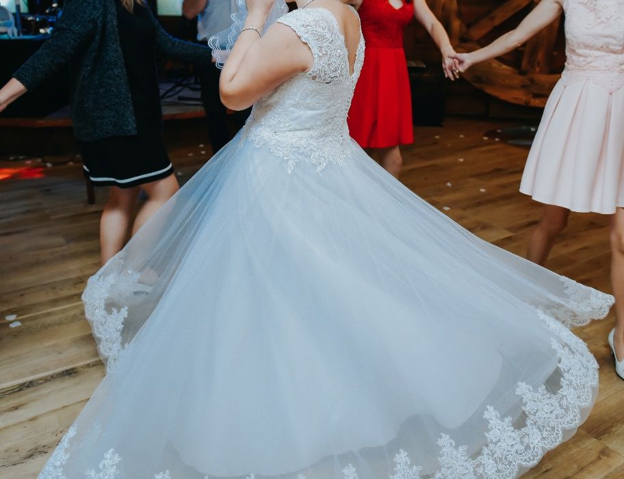 Sprzedam suknię ślubną