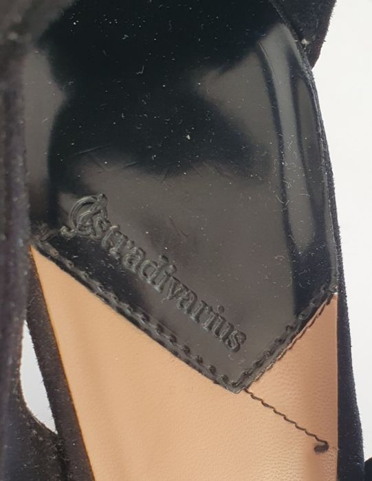 Piękne buty koturn r 40