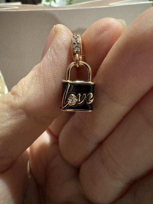 Charms kłódka love - rose gold and black