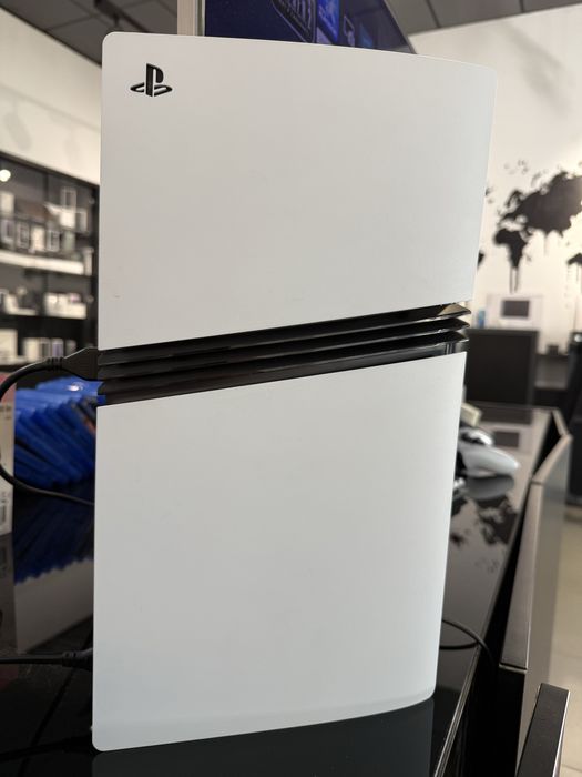Ігрова приставка Sony Playstation 5 Pro 2 TB (711719595915) консоль відеогра не slim 1