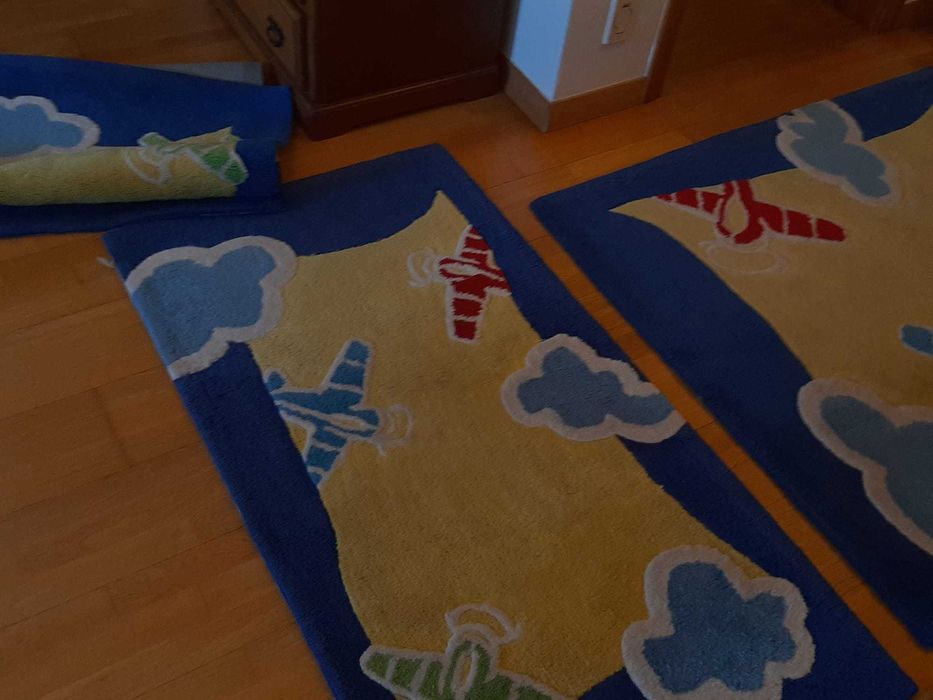 Adorável conjunto de tapetes e carpete para quarto de criança/jovem