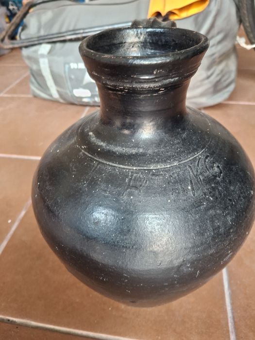 Jarra de barro antiga