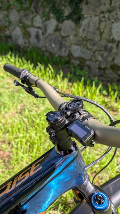 Ebike Orbea Rise Carbon Full Extras 160mm frente + 150mm trás com bateria externa!