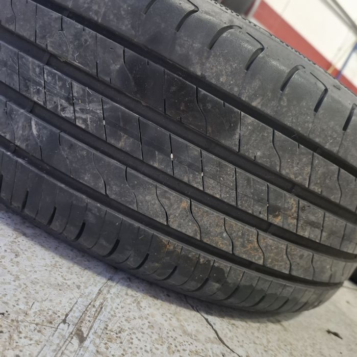 Vendo jantes com pneus