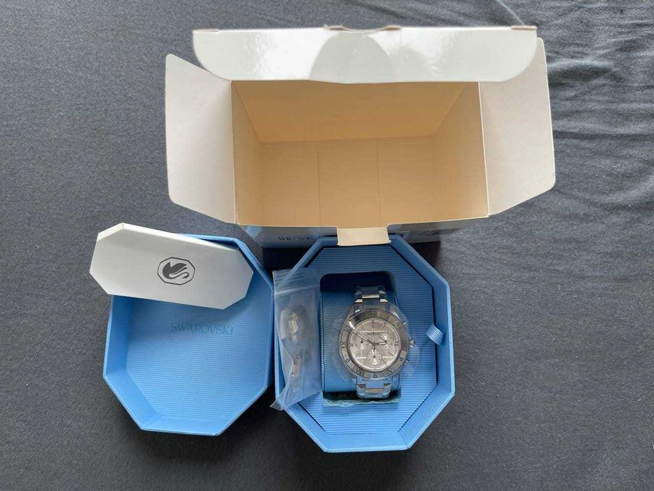 Zegarek Swarovski 39mm Swiss Made Fabrycznie NOWY