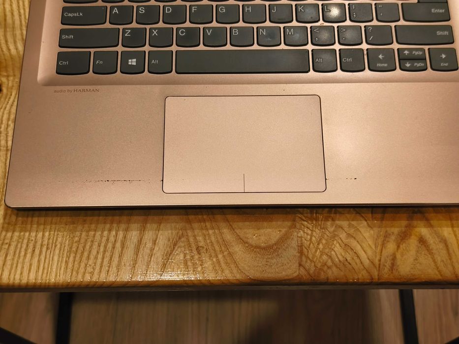 Laptop Lenovo Ideapad 320s-14 i3-7100U/8GB/240SSD/Win10 Czerwony 14,1"