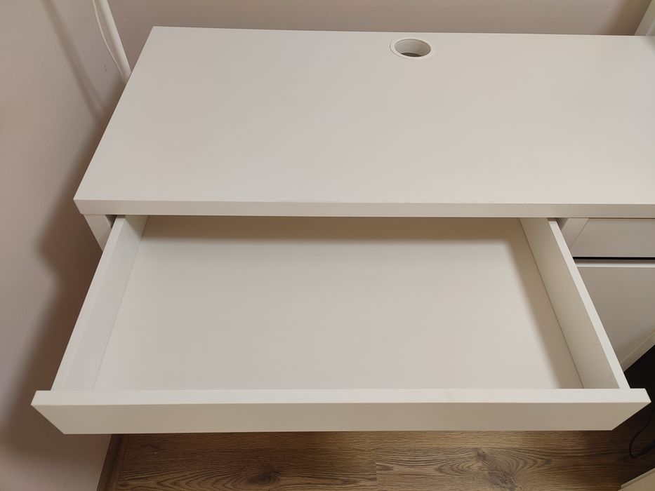 Письмовий стіл, комп'ютерний стіл IKEA