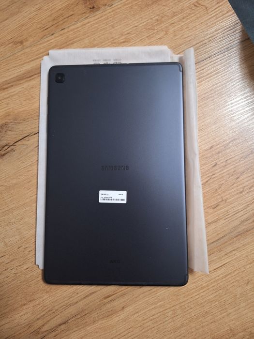 Samsung Galaxy Tab S6 lite + klawiatura + etui