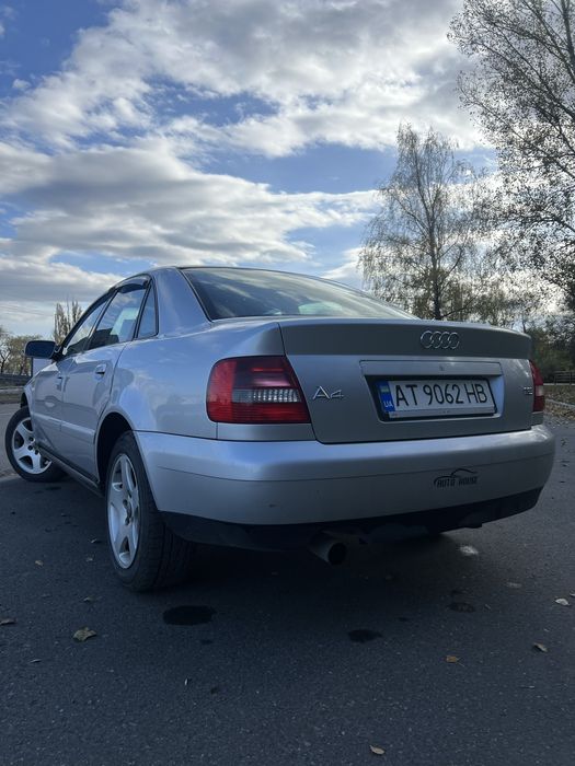 Продам Ауді а4б5 1.6 224 тис пробіг