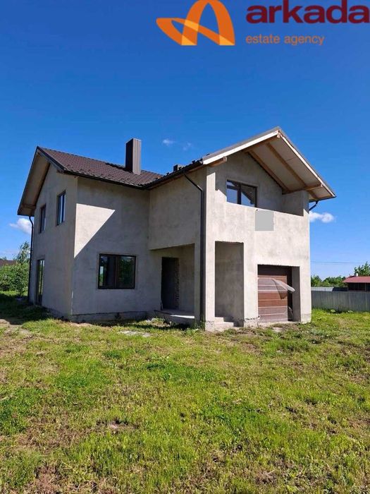 Продається будинок в котеджному містечку. До центру 15 хвилин.