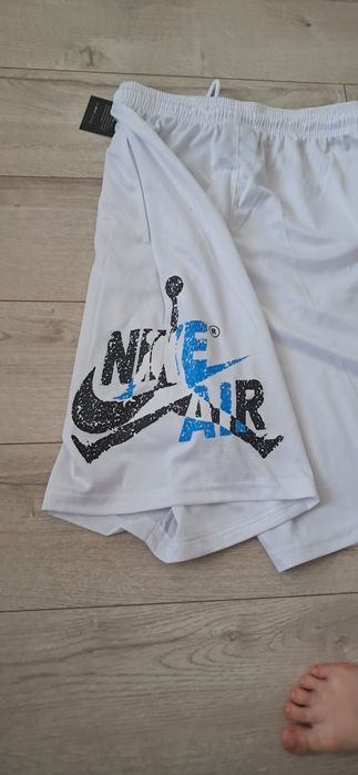 Шорти чоловічі Nike Jordan нові розмір xl.