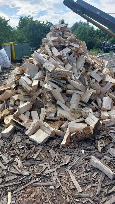 drewno opałowe iglaste  na palecie