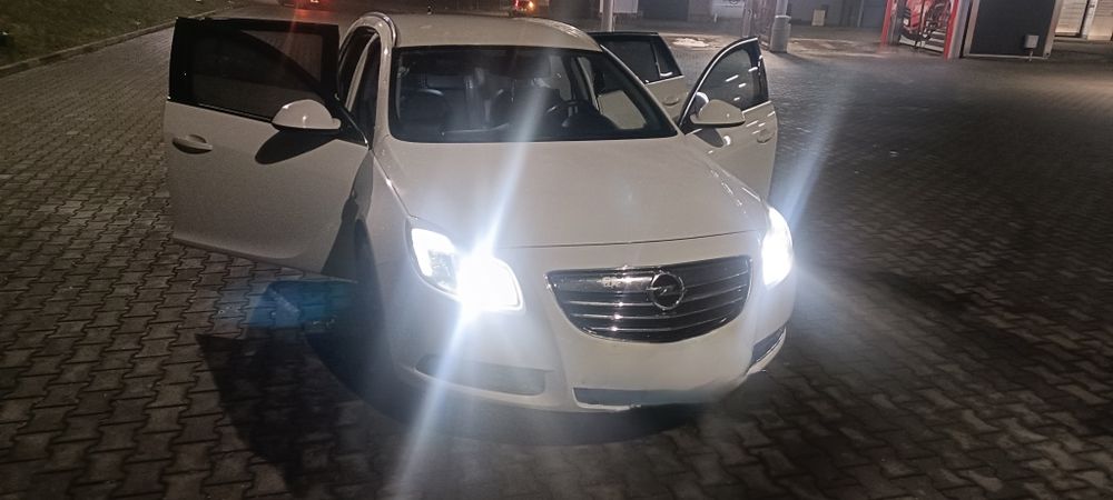 Sprzedam opelka zadbany skóra !