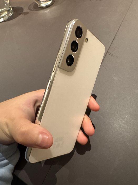 Samsung Galaxy S22 128GB