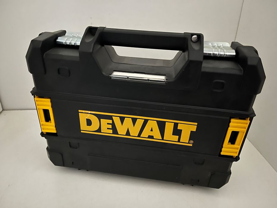 Wkrętarka DeWalt zasilanie akumulatorowe 18 V DCD100 limitowana 1x 4Ah