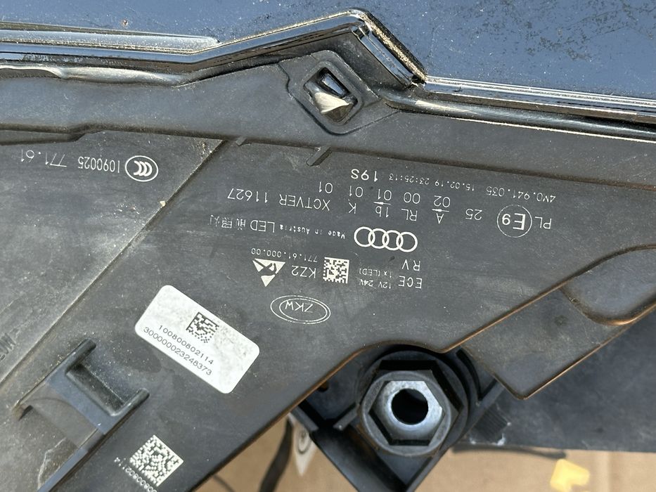 Комплектний перід Audi Q7 4M0(Крило,Бампер,Капот,Фара,Панель)