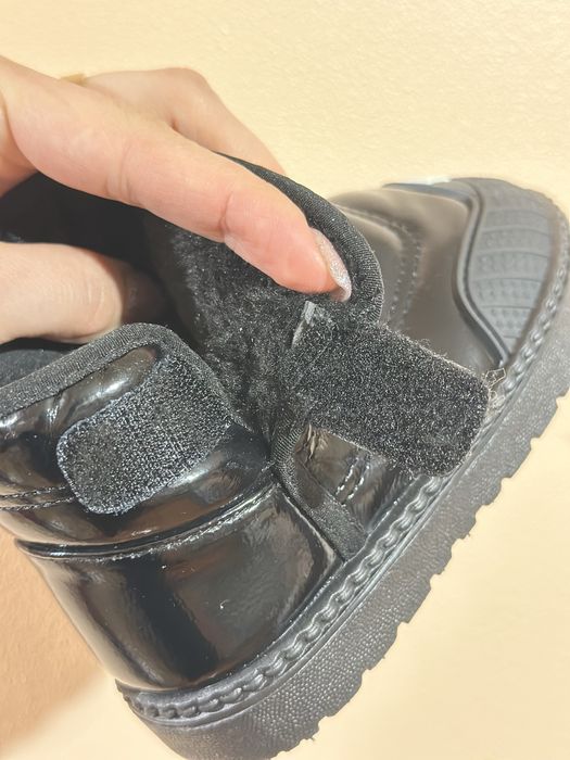 Уги зимові НОВІ  25 розмір