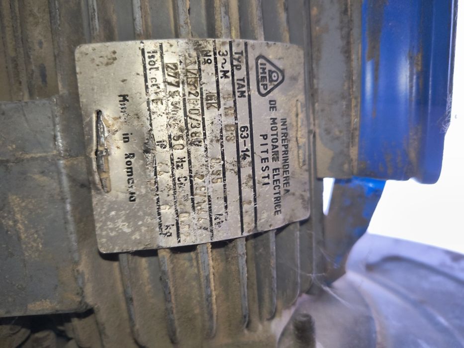 Sprzedam odciąg do trocin i pyłu