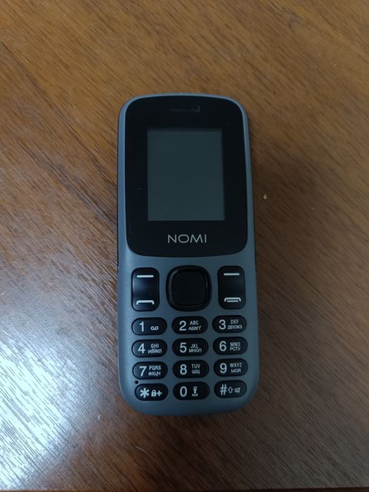 Продам новый телефон Nomi i1890,