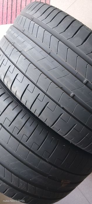 Pneus 285/30/21 semi novos
