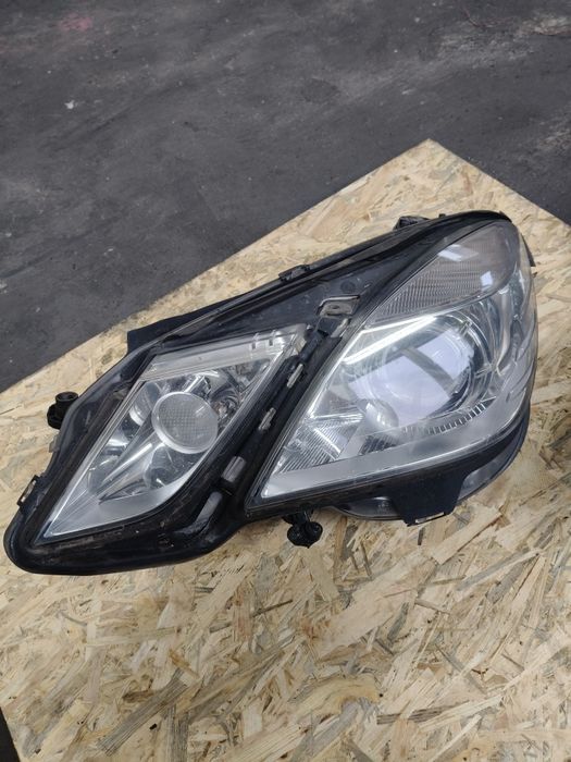 Mercedes w212 lewa lampa Bixenon kompletna a212820.5761