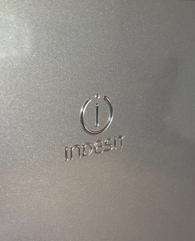 Lodówka INDESIT  uszkodzona
