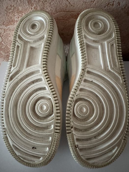 Nike,кросівки жіночі