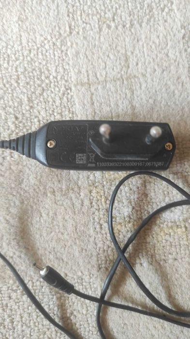 Зарядні пристрої для старих телефонів (nokia,trium,philips)