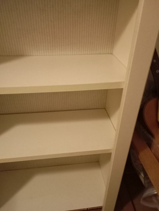 2 Estantes IKEA brancas, cada 75€