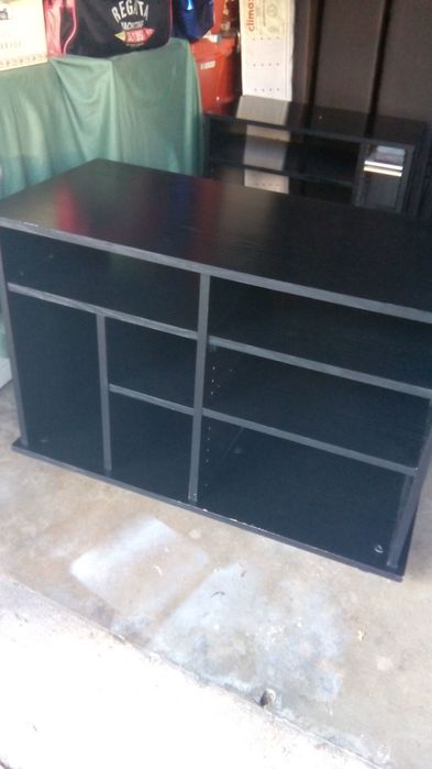 Móvel estante c/rodas p/ gira-discos,TV, aparelhagem HI-FI, videos, CD