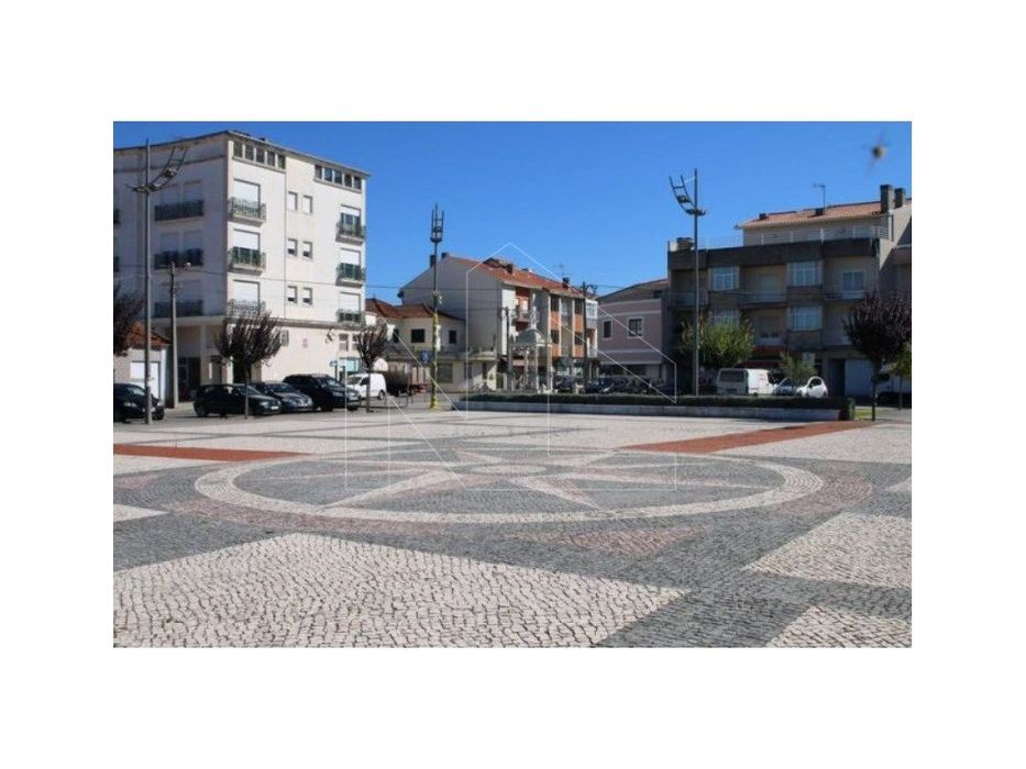 Terreno Urbano em Oiã - 360m2