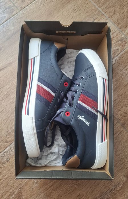 Trampki sneakersy buty męskie granatowe Wrangler 44