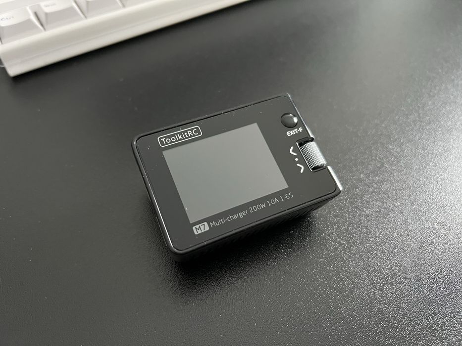ToolkitRC M7 200W 10A DC зарядний пристрій fpv