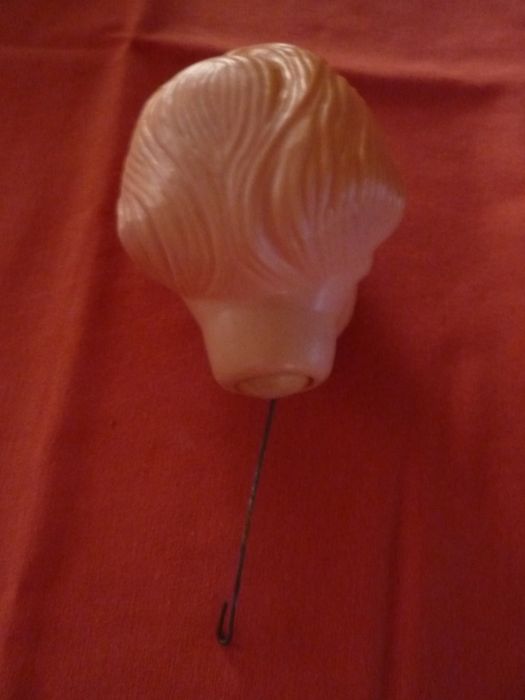 2 Bonecas Antigas +Cabeça Hércules, a Partir de