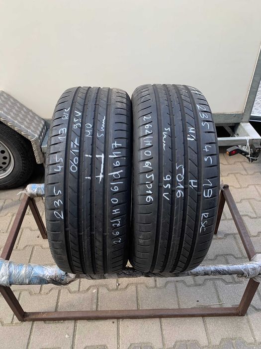 2 szt. opony używane letnie 235/45r19 Goodyear EfficientGrip MO