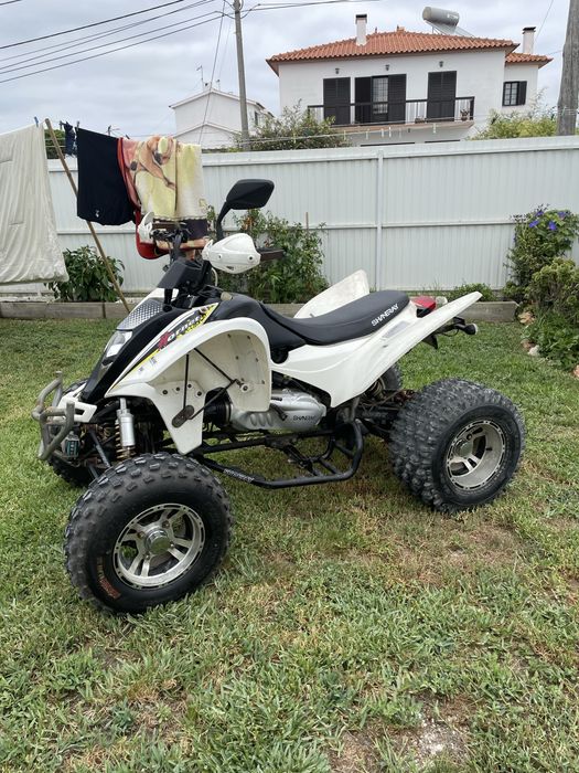 Vendo moto 4 shineray 250cc