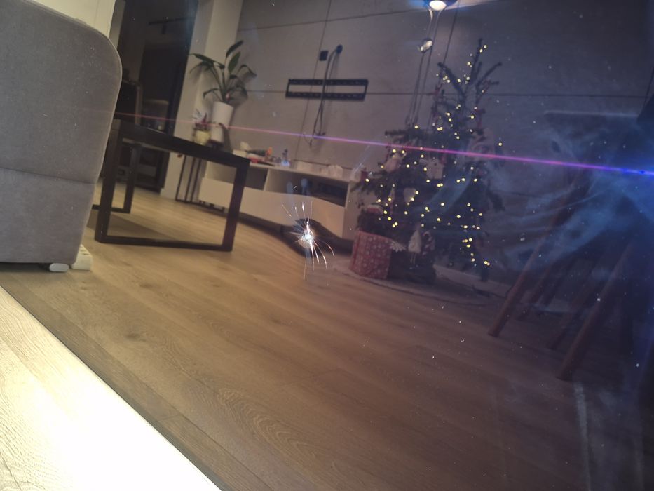 LG OLED77C21LA – uszkodzona matryca, działa elektronika (na części)