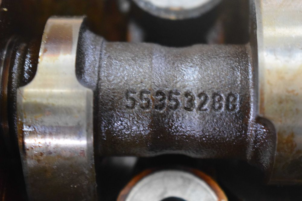 głowica silnika Chevrolet Cruze Orlando 1,8 B F18D4