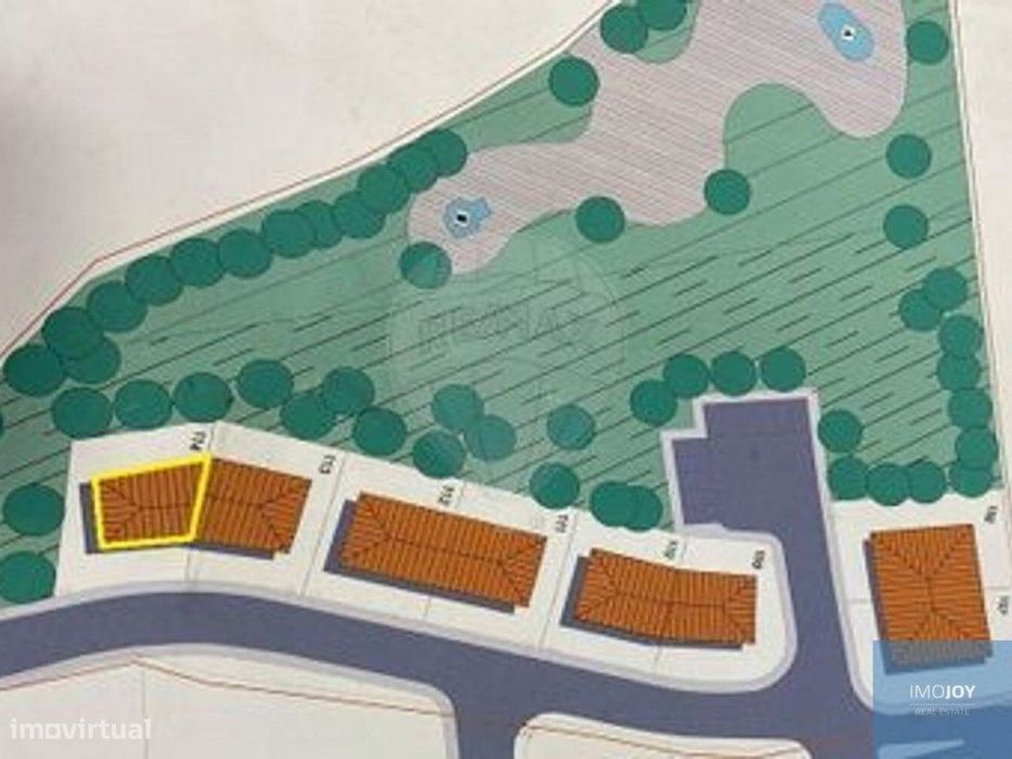 Moradia T4 Chave na Mão a Construir em Trajouce