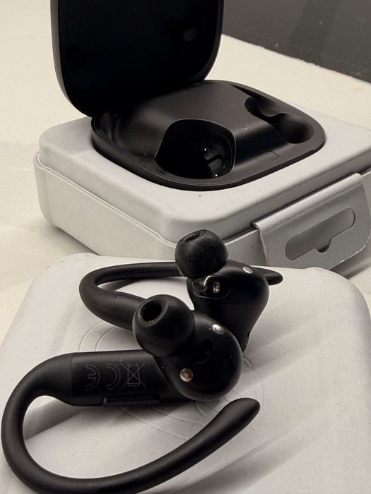 Apple Powerbeats pro 2, idealne do biegania 23 msc gwarancji