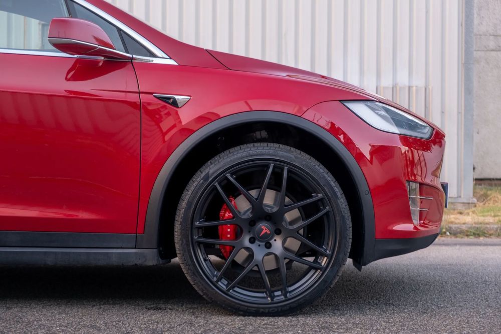 Tesla Model X Ludicrous Performance64170351268226123